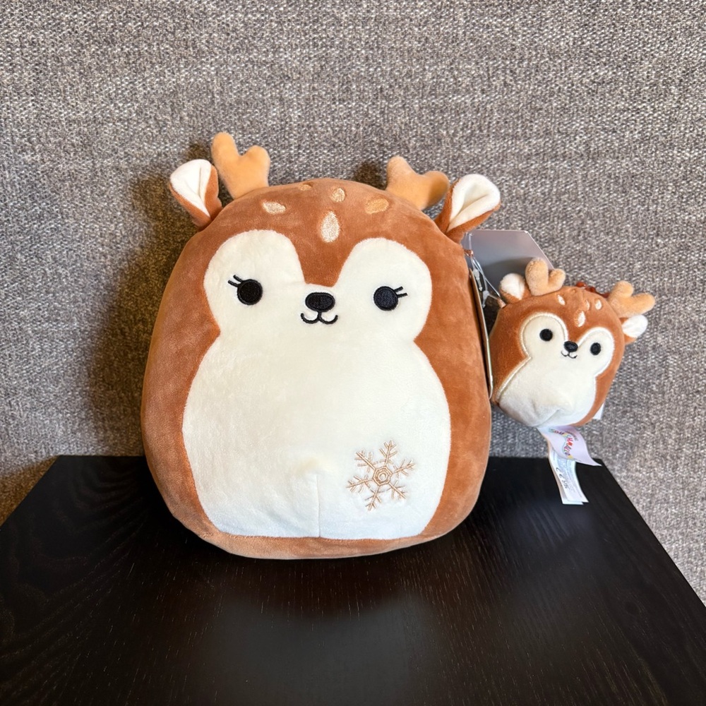 Dawn Deer Squishmallow clip and 8” snowflake